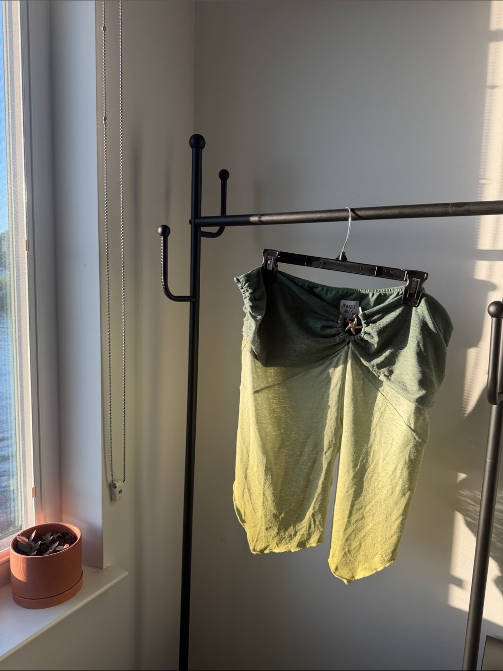 Princess Polly Olive Green to Lime Ombre Strapless Twist Top